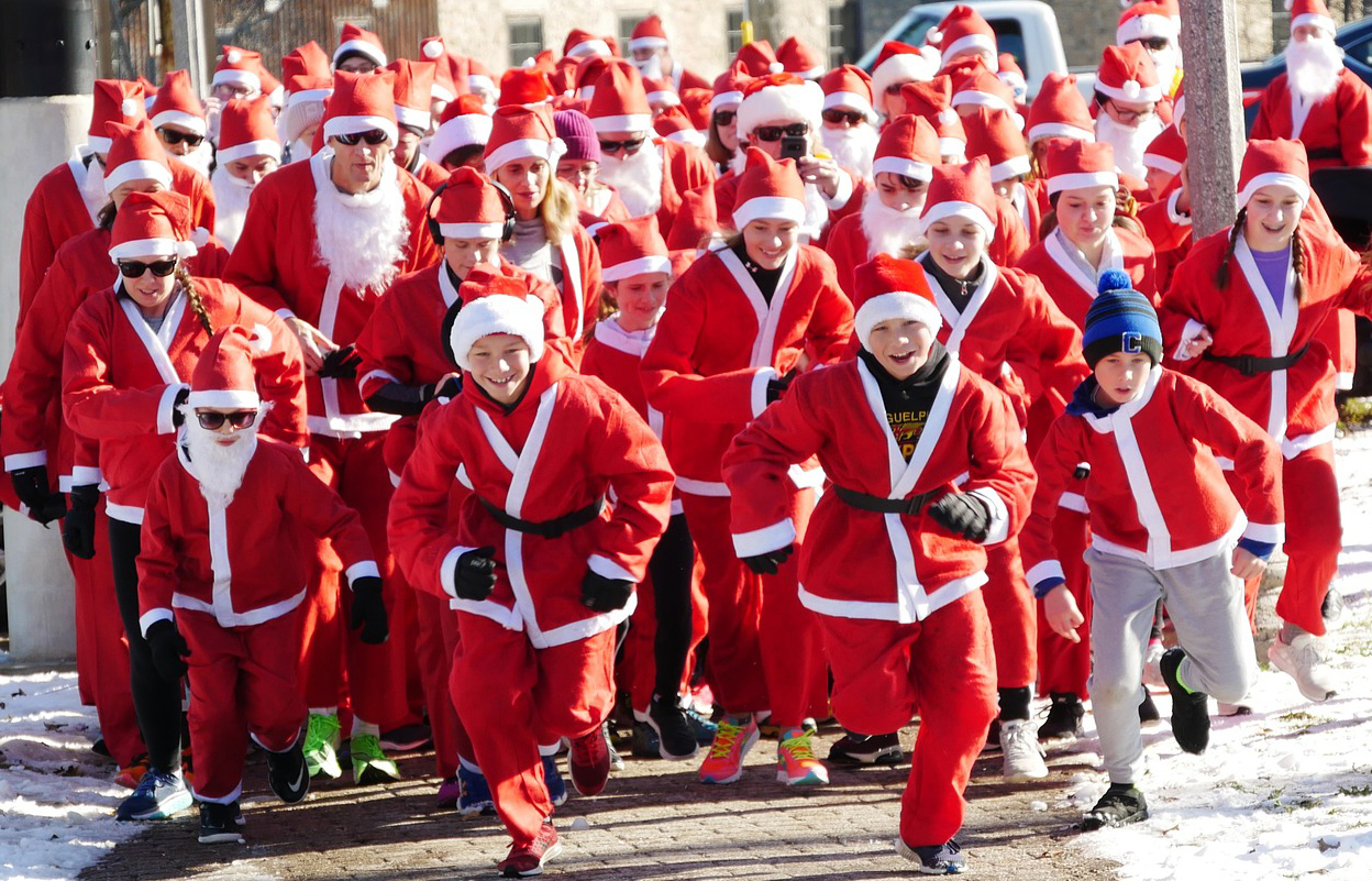 santa-run kids